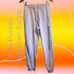 American Eagle Sweatpants Light Purple Color with pockets Women’s Size XS